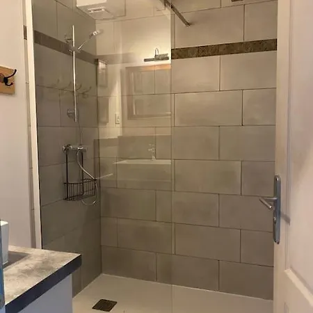 Le Domaine Du Petit Bois, Le Verger Varzay